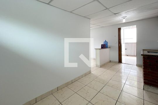 Cozinha de casa para alugar com 1 quarto, 66m² em Ferrazópolis, São Bernardo do Campo