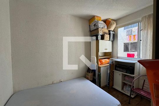 quarto 1 de apartamento para alugar com 2 quartos, 44m² em Santos Dumont, São Leopoldo