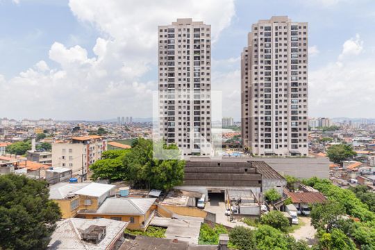Vista de apartamento para alugar com 2 quartos, 48m² em Padroeira, Osasco