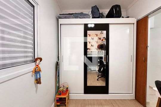 Quarto 1 de casa à venda com 3 quartos, 250m² em Parque Capuava, Santo André