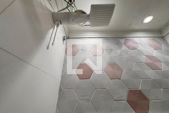 Banheiro da Suíte de casa à venda com 3 quartos, 250m² em Parque Capuava, Santo André