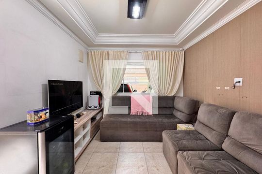 Sala de casa à venda com 3 quartos, 250m² em Parque Capuava, Santo André