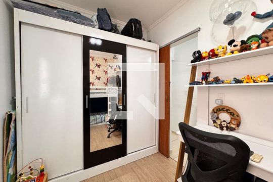 Quarto 1 de casa à venda com 3 quartos, 250m² em Parque Capuava, Santo André