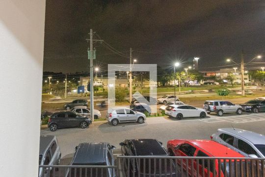 Vista da Sala de apartamento à venda com 2 quartos, 39m² em Jardim Ipaussurama, Campinas