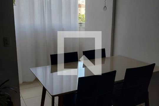 Sala de apartamento à venda com 2 quartos, 62m² em Serrano, Belo Horizonte