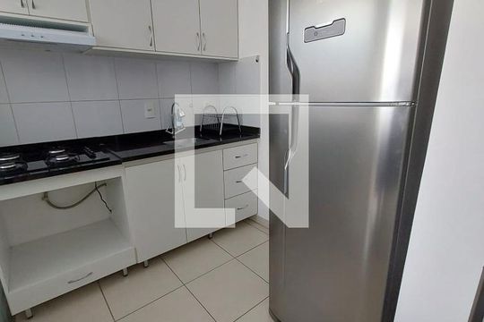 Cozinha de apartamento à venda com 2 quartos, 62m² em Serrano, Belo Horizonte