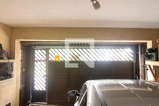 Área comum de casa à venda com 4 quartos, 160m² em Conjunto Habitacional Marechal Mascarenhas de Morais, São Paulo