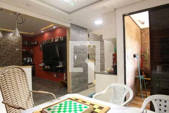 Sala de casa à venda com 4 quartos, 160m² em Conjunto Habitacional Marechal Mascarenhas de Morais, São Paulo