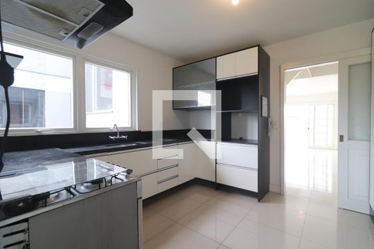 Cozinha de apartamento à venda com 3 quartos, 305m² em Ideal, Novo Hamburgo