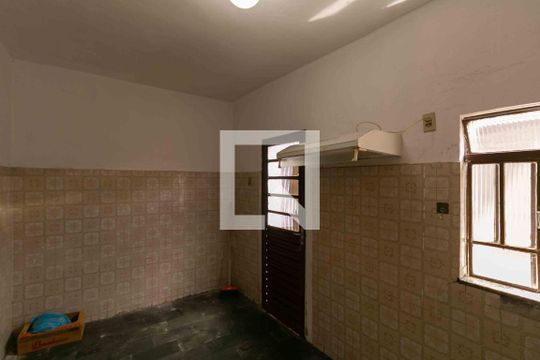 Cozinha de casa à venda com 2 quartos, 80m² em São Salvador, Belo Horizonte