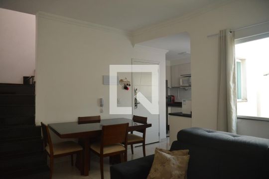 Sala de apartamento à venda com 2 quartos, 104m² em Vila Curuçá, Santo André