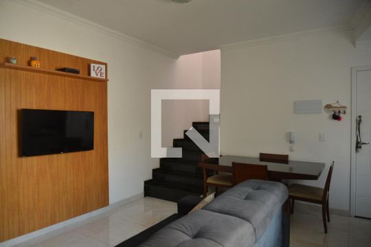 Sala de apartamento à venda com 2 quartos, 104m² em Vila Curuçá, Santo André