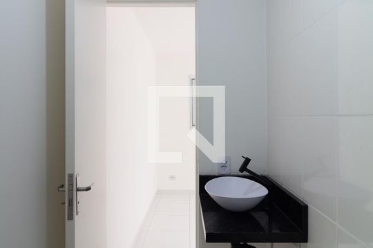 Banheiro da Suíte de apartamento à venda com 4 quartos, 100m² em Vila Nova Curuca, São Paulo