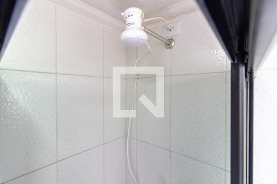 Banheiro de Serviço de casa à venda com 2 quartos, 180m² em Vila Madalena, São Paulo