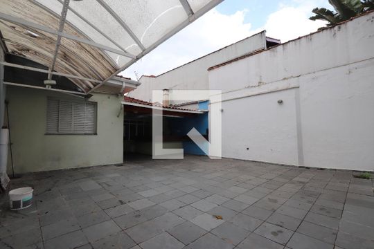 Quintal de casa para alugar com 3 quartos, 278m² em Aclimação, São Paulo