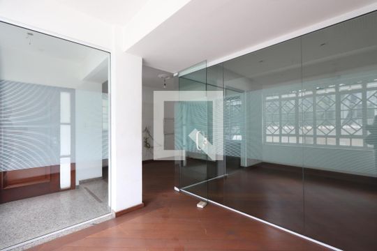 Sala de casa para alugar com 3 quartos, 278m² em Aclimação, São Paulo