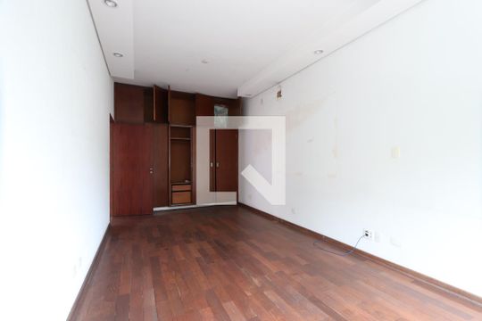 Quarto 2 de casa para alugar com 3 quartos, 278m² em Aclimação, São Paulo