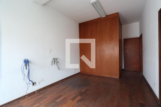 Quarto 1 de casa para alugar com 3 quartos, 278m² em Aclimação, São Paulo