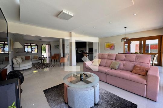 Sala de casa para alugar com 4 quartos, 860m² em São João Batista, São Leopoldo