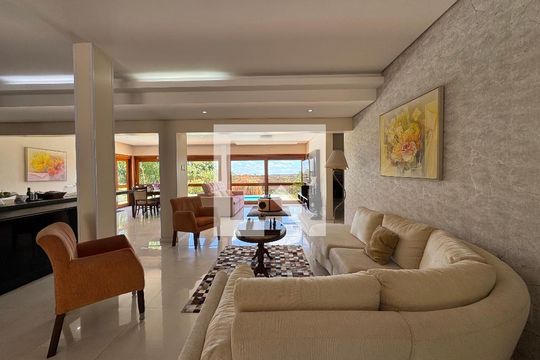 Sala de casa para alugar com 4 quartos, 860m² em São João Batista, São Leopoldo