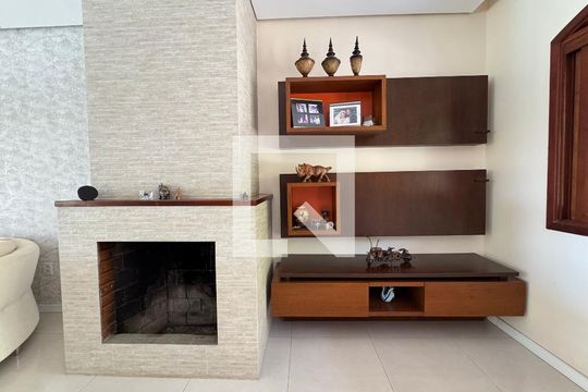 Sala/Lareira de casa à venda com 4 quartos, 860m² em São João Batista, São Leopoldo