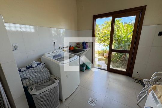 Detalhe da área de serviço de casa à venda com 4 quartos, 860m² em São João Batista, São Leopoldo