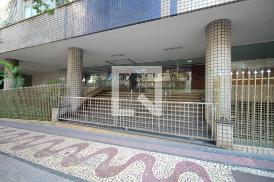 Fachada de apartamento à venda com 4 quartos, 140m² em Centro, Belo Horizonte