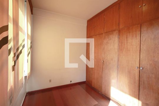 Quarto 1 de apartamento à venda com 4 quartos, 140m² em Centro, Belo Horizonte