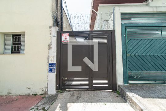 Fachada de apartamento à venda com 3 quartos, 72m² em Cambuci, São Paulo