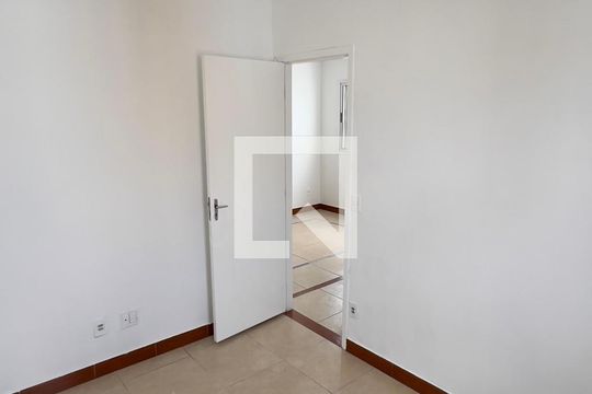 Quarto 1 de apartamento à venda com 2 quartos, 47m² em Jardim Sao Francisco (zona Leste), São Paulo
