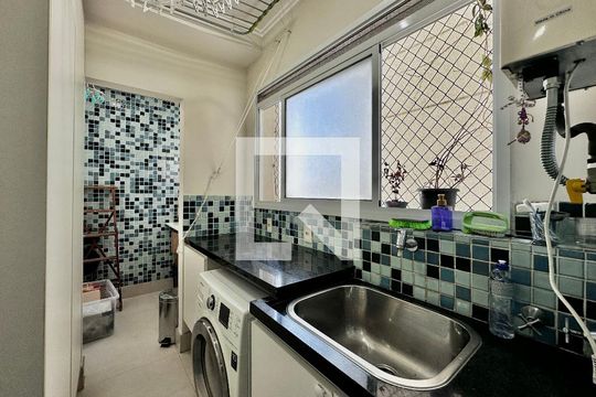 Área de Serviço de apartamento para alugar com 3 quartos, 117m² em Santo Amaro, São Paulo