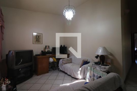 Casa à venda com 3 quartos, 132m² em Guarani, Novo Hamburgo