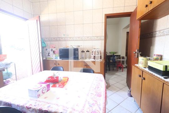 Cozinha de casa à venda com 3 quartos, 132m² em Guarani, Novo Hamburgo
