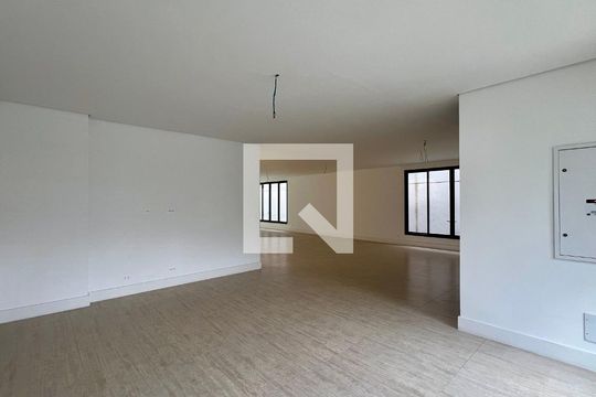 Sala de casa à venda com 4 quartos, 845m² em Chácara Santo Antônio (zona Sul), São Paulo