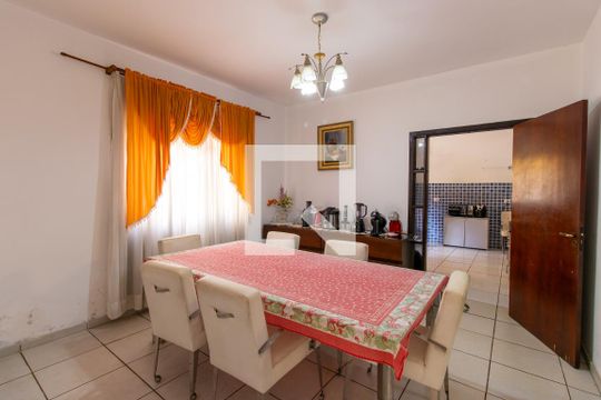 Sala de Jantar de casa para alugar com 5 quartos, 420m² em Vila Santo Antônio, Cotia