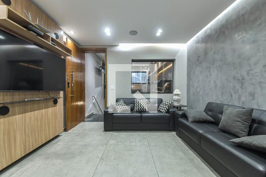Sala de casa à venda com 3 quartos, 135m² em Bosque da Saúde, São Paulo
