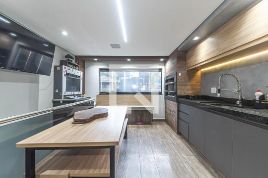Sala de casa à venda com 3 quartos, 135m² em Bosque da Saúde, São Paulo
