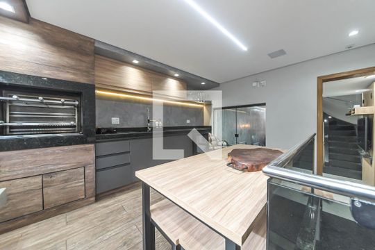 Sala de casa à venda com 3 quartos, 135m² em Bosque da Saúde, São Paulo