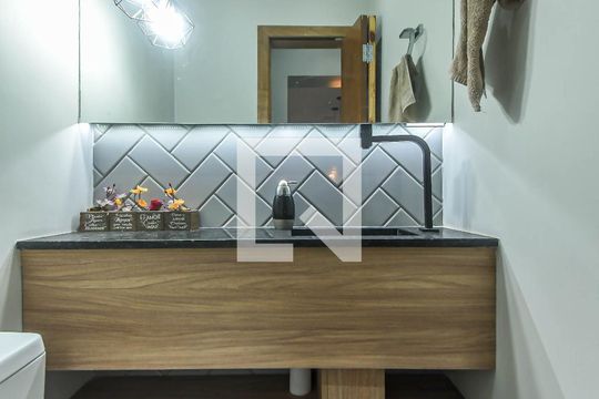 Lavabo da sala de casa à venda com 3 quartos, 135m² em Bosque da Saúde, São Paulo