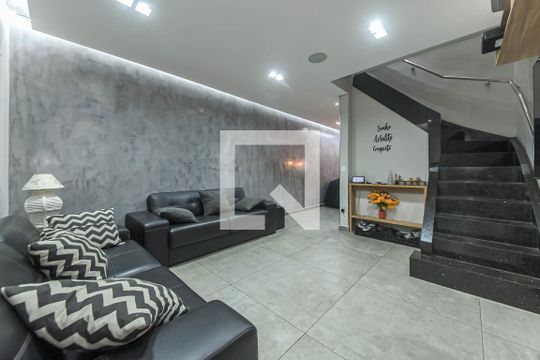 Casa à venda com 3 quartos, 135m² em Bosque da Saúde, São Paulo