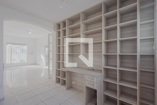 Escritório de apartamento à venda com 2 quartos, 107m² em Jardim Paulista, São Paulo