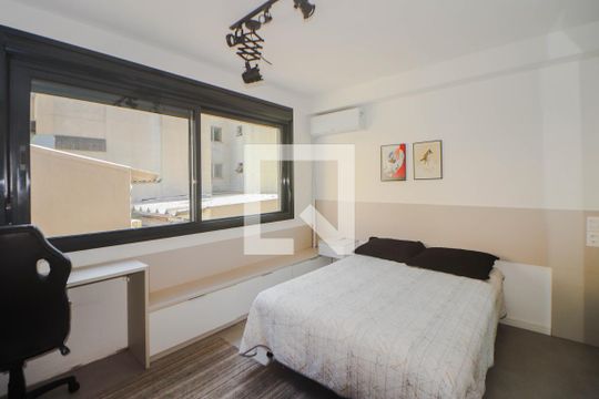 Kitnet/Studio para alugar com 1 quarto, 27m² em Petrópolis, Porto Alegre