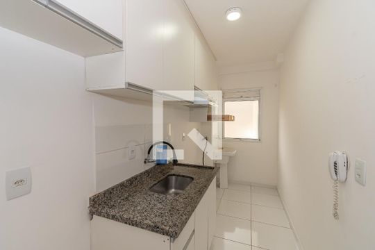 Cozinha  de apartamento para alugar com 2 quartos, 60m² em Jardim Ipe, Hortolândia