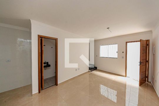 Sala de casa de condomínio à venda com 2 quartos, 75m² em Vila Alpina, São Paulo