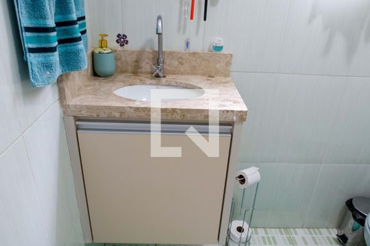 Banheiro do Quarto 3 - Suíte de casa à venda com 5 quartos, 175m² em Pestana, Osasco