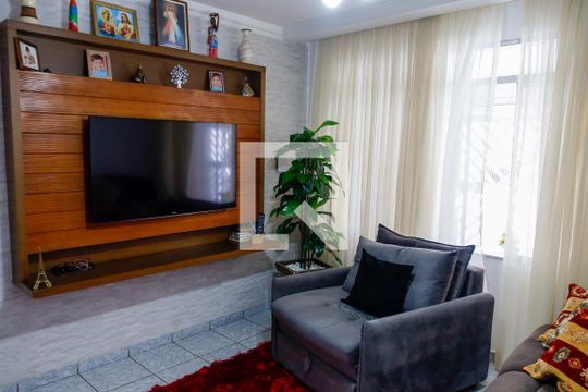 Sala de casa à venda com 5 quartos, 175m² em Pestana, Osasco