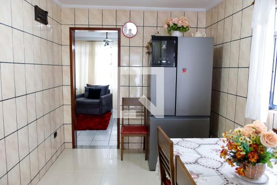 Cozinha de casa à venda com 5 quartos, 175m² em Pestana, Osasco
