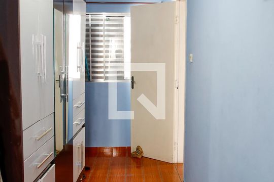 Quarto 1 de casa à venda com 5 quartos, 175m² em Pestana, Osasco