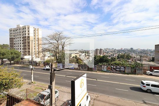 Vista da Sala 1 de apartamento para alugar com 2 quartos, 150m² em Vila Jardim, Porto Alegre