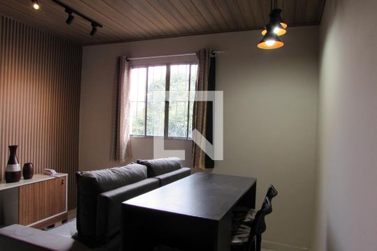 Sala de apartamento para alugar com 1 quarto, 32m² em Jardim Ivana, São Paulo